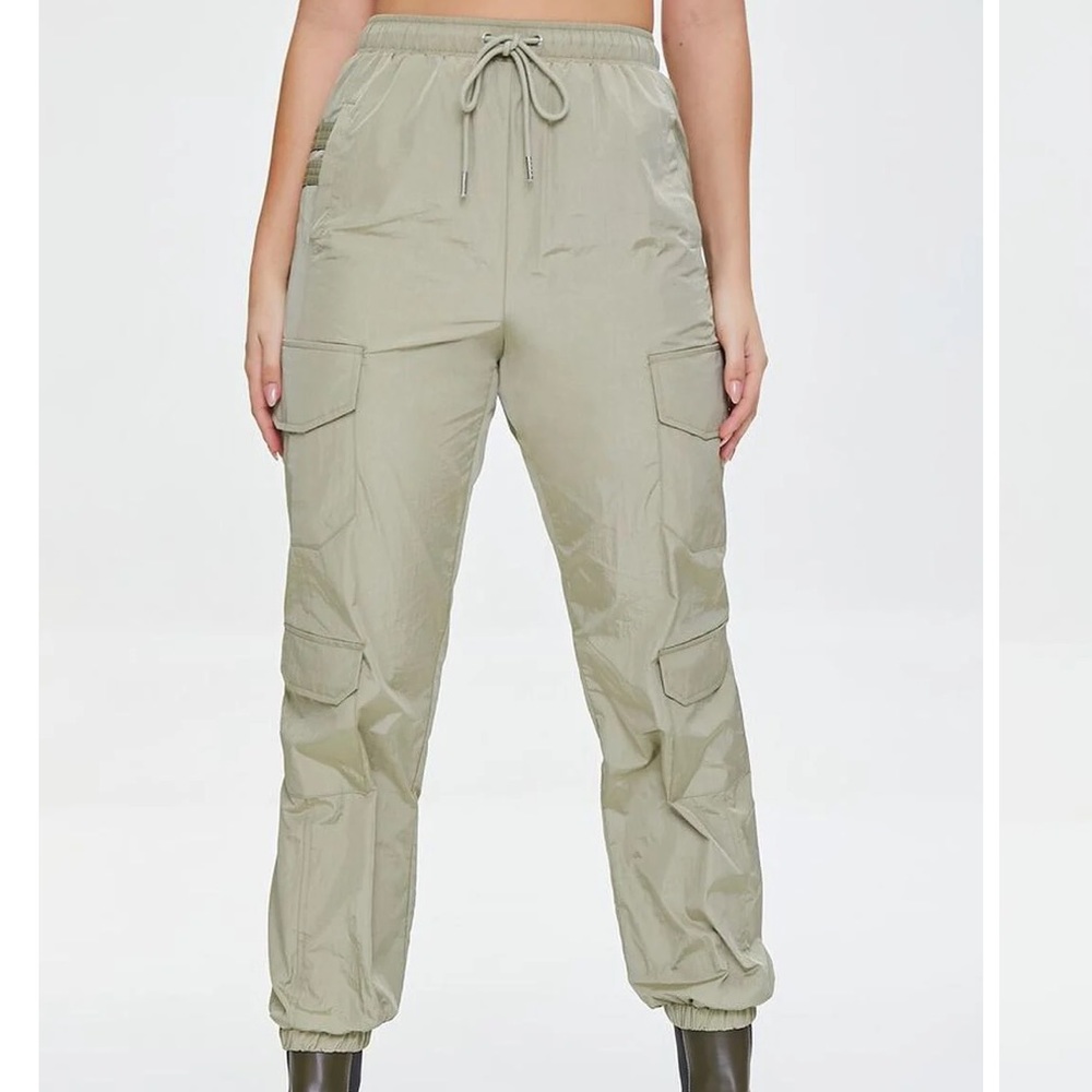 Windbreaker cargo joggers